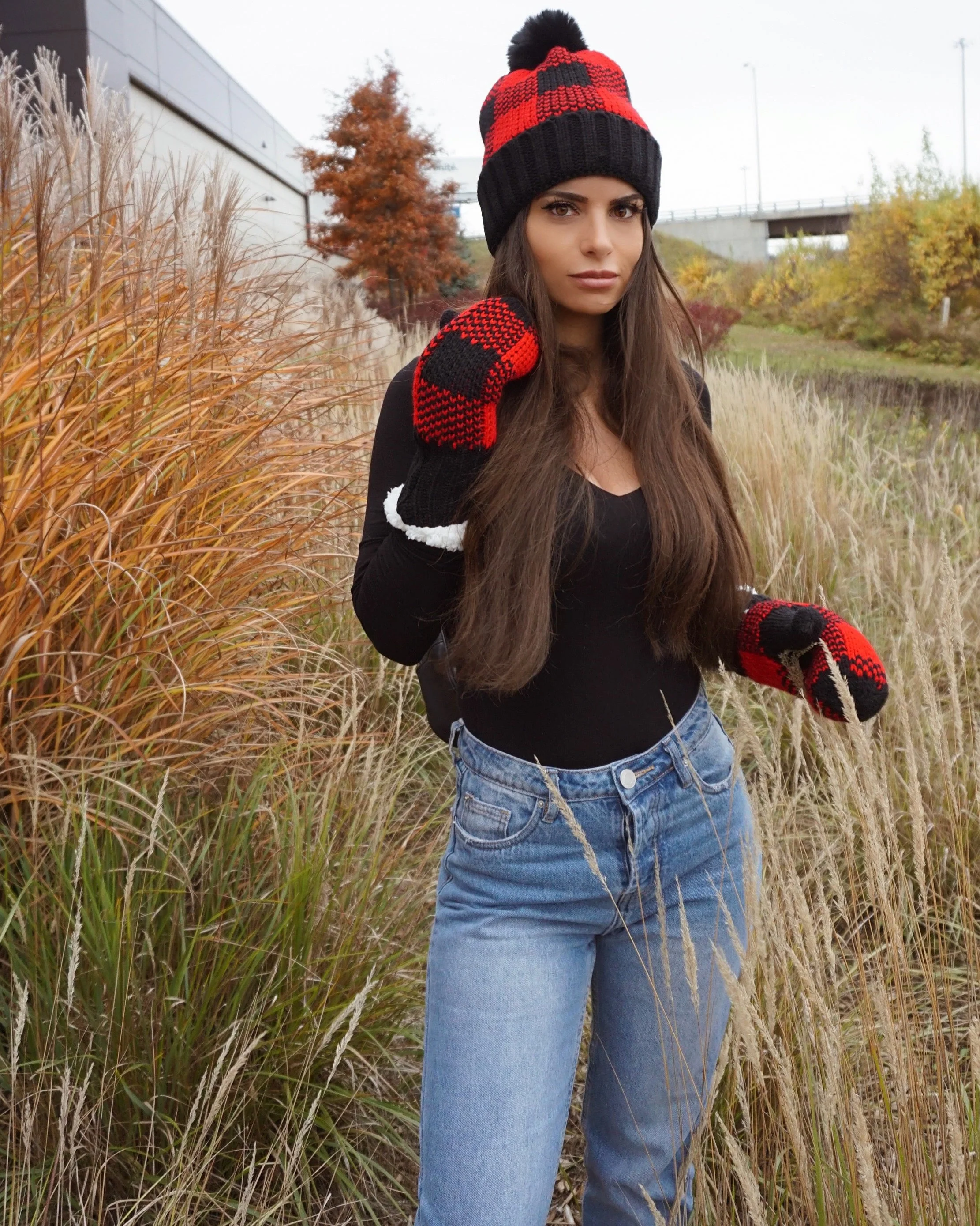 Black & Red - Cozy Lined Hat - Image 6