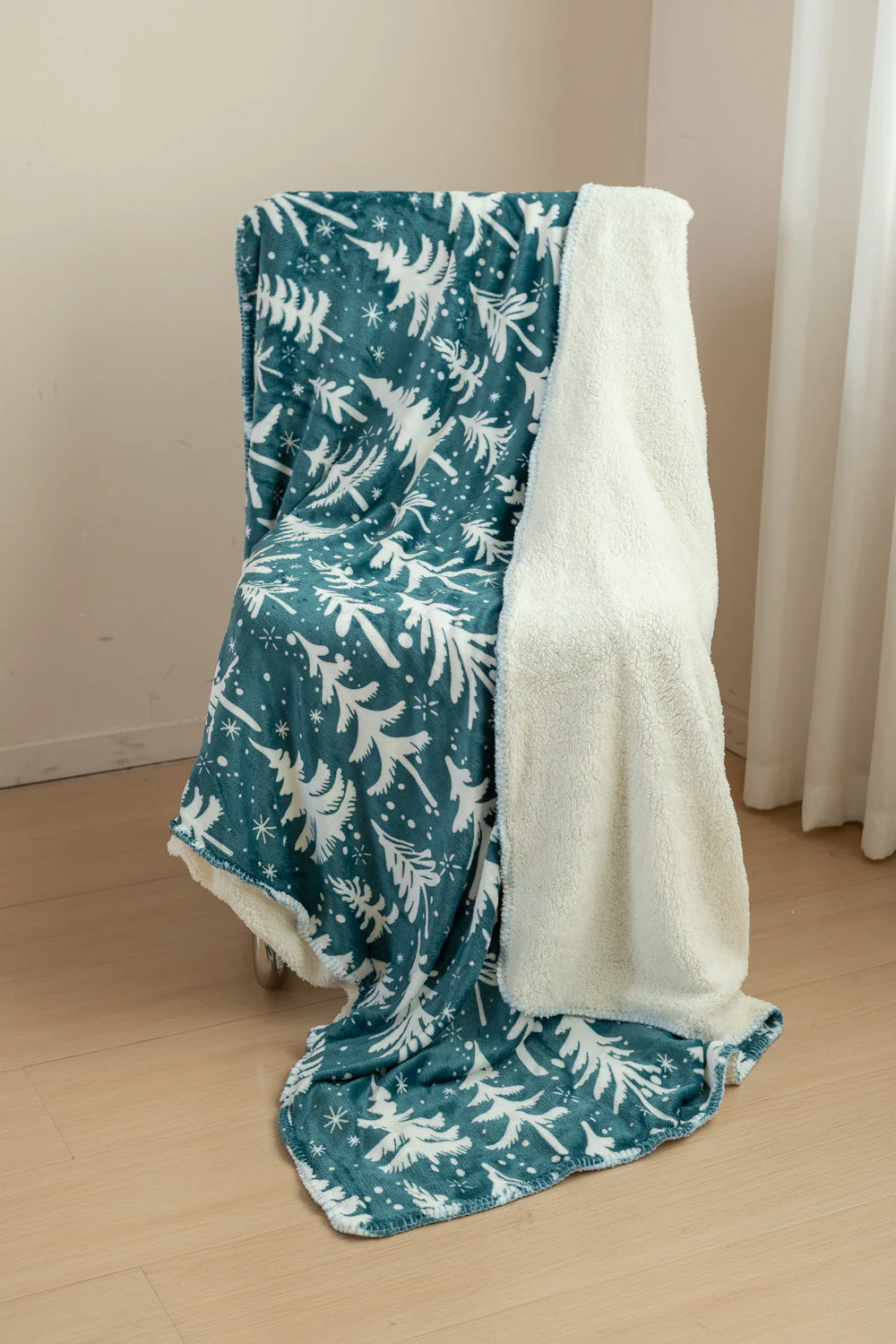 Christmas Eve - Sherpa Blanket - Image 6